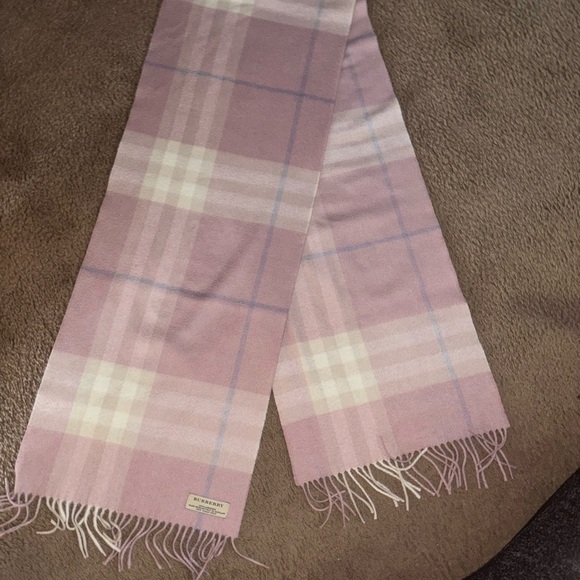 Burberry - Blush, Beige & Cream Plaid Fringe Hem Cashmere Scarf NWOT - Picture 6 of 8